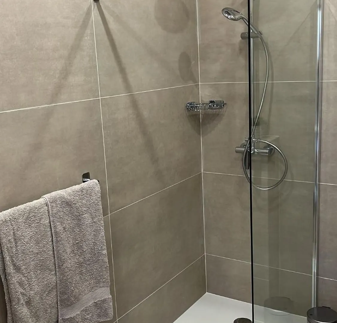 Felix, Luxurious 1 Bedroom In Nice France
